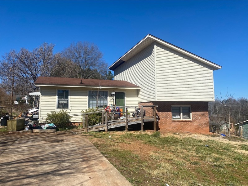 114 Sherry Lane, Easley, SC 29640 Gibbs Realty & Auction Co., Inc.