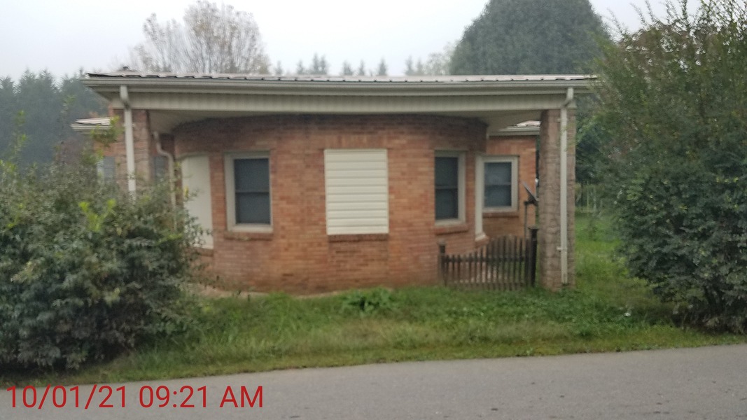 2934 Broad Street, Clyde, NC 28721 Gibbs Realty & Auction Co., Inc.